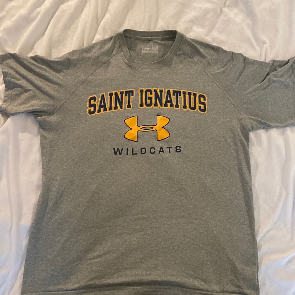 Mens Large Under Armour Athletic Shirt